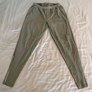 Lululemon Surge Hybrid Pant – Size M – Dark Olive
